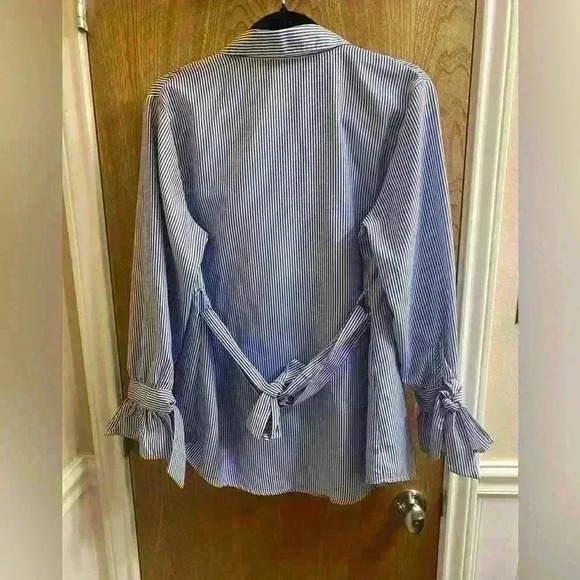 Kontrol Button Blue and White Stripe Long Sleeve Blouse with Pearl Studs Size M - Picture 10 of 11